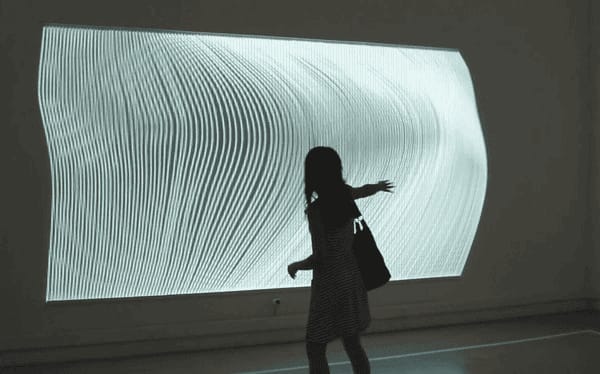 墻面藝術(shù)科技展示與人機互動體驗